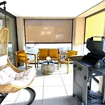 Ferienhaus Swisshut Modern 5min West Station - Apart. Rugen 2 *